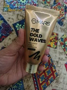 MARS The Gold Waves Waterproof and Ultra Hydrating Foundation [Color No. 102] photo review