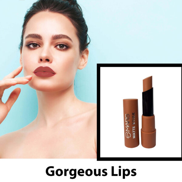 women applied mars sugar brown matte lipstick