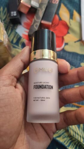 MARS Moisture Lucent Foundation Cream for Natural Skin - Shade 2 | Smooth Texture | Long-Lasting | Super Blendable | 50ml photo review