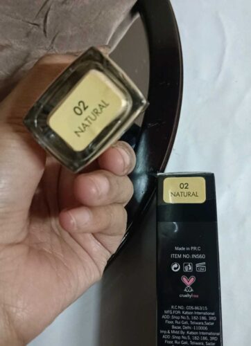 ME-ON Ultra HD Foundation - 02 Natural | Invisible Coverage | Medium to Full Coverage | Natural Finish | 30ml photo review