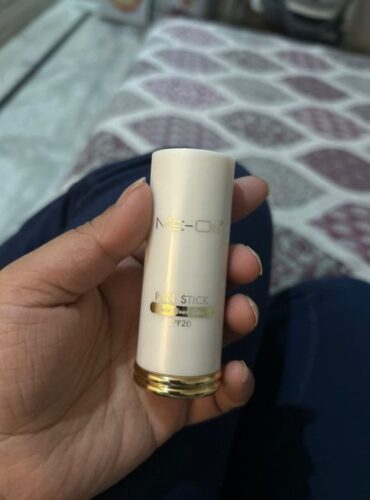 ME-ON Care Your Skin PAN STICK Concealer - 01 Ivory | SPF20 | Full Coverage photo review