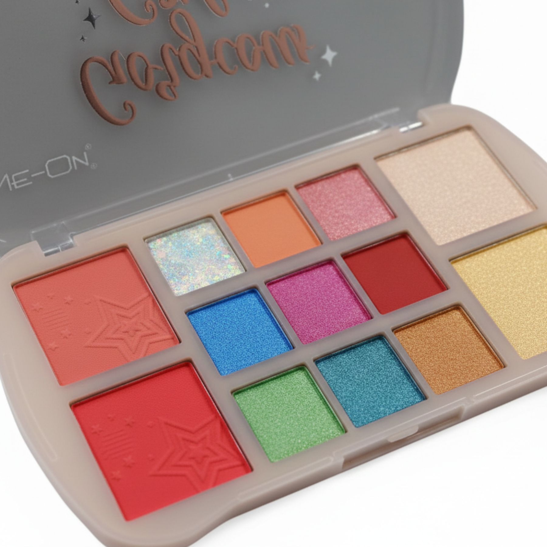 Gemini said ME-ON Gorgeous Girl Pro Makeup Palette – All-in-One Eyeshadow, Blush and Highlighter Kit