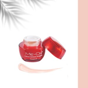 ME-ON Flawless Whitening Foundation with Vitamin E – Lightweight, Full Coverage & Skin-Brightening Formula (50g – Ivory 01)