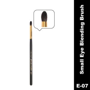 ME-ON Brush Master E07 – Small Eye Blending Brush for Precision Crease & Detail