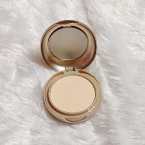 Half n Half Face Pro Compact Powder 2-in-1